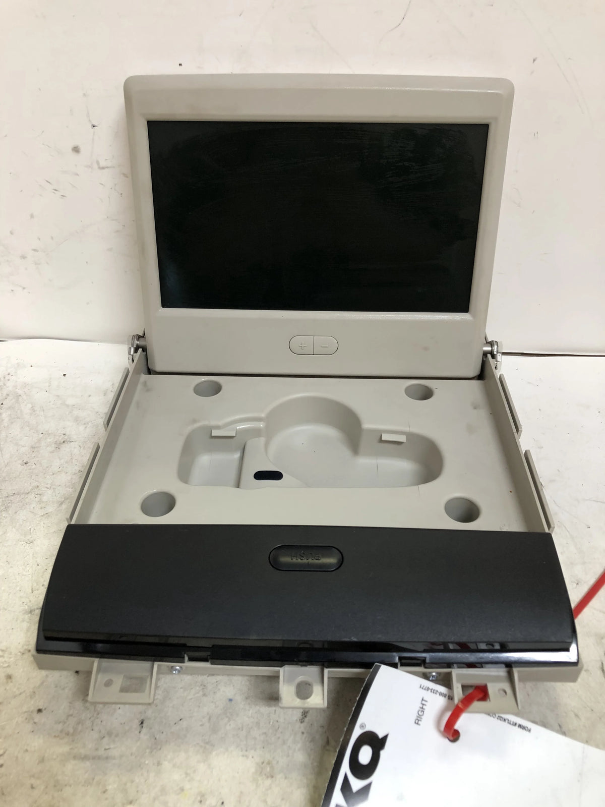 11-13 Dodge Caravan Roof Mounted Entertainment Display Screen C97292