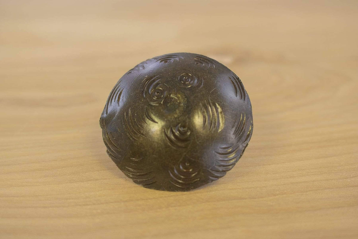50 Pack Wavy Pattern Round Decorative Nails K144020