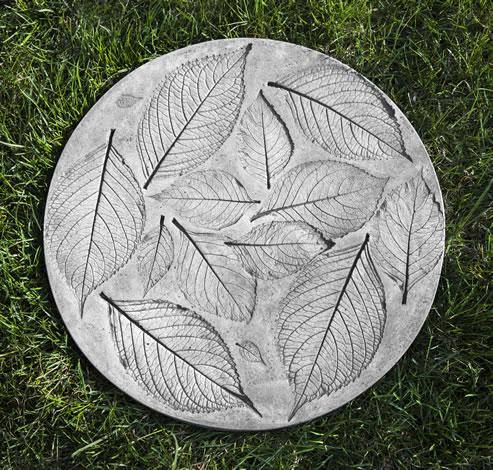 Cast Stone Hydrangea Leaf Stepper U3596