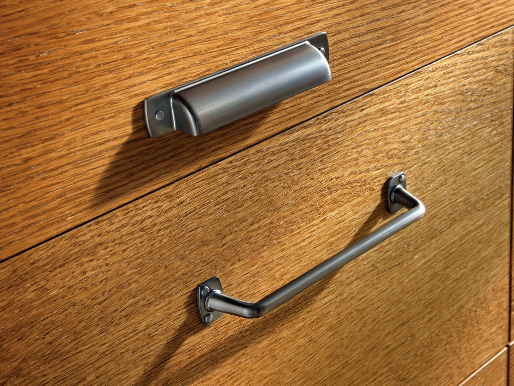 18 in Center-to-Center Satin Nickel Appliance Pull Z940876