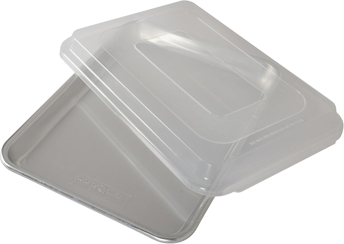 Natural Aluminum Commercial Baker's Quarter Sheet with Lid C76479