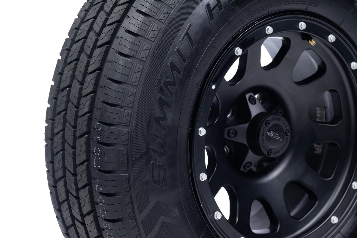 All Season 265/70R17 115T Light Truck Tire W885