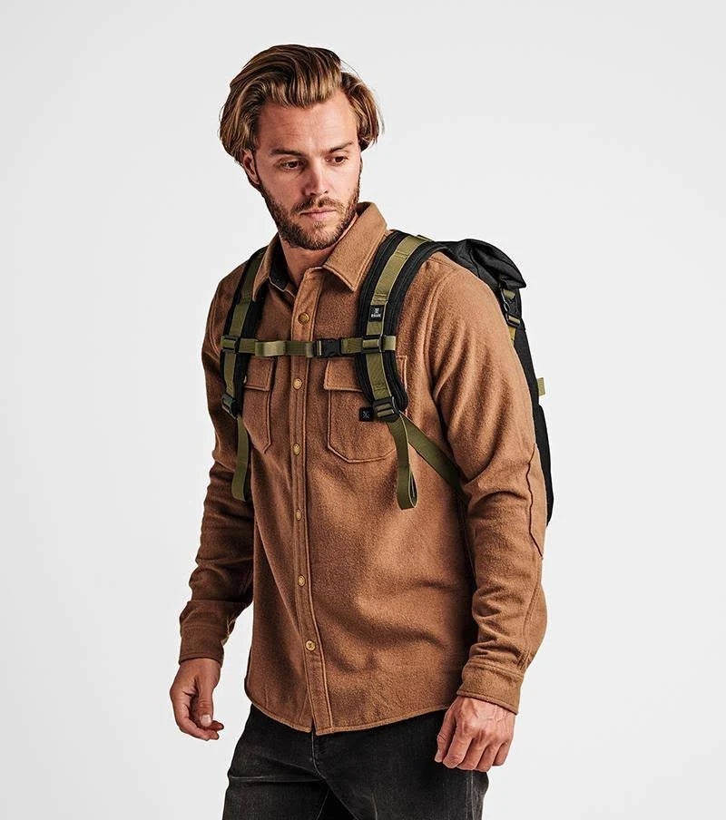 Camo 27L Bag Q659146