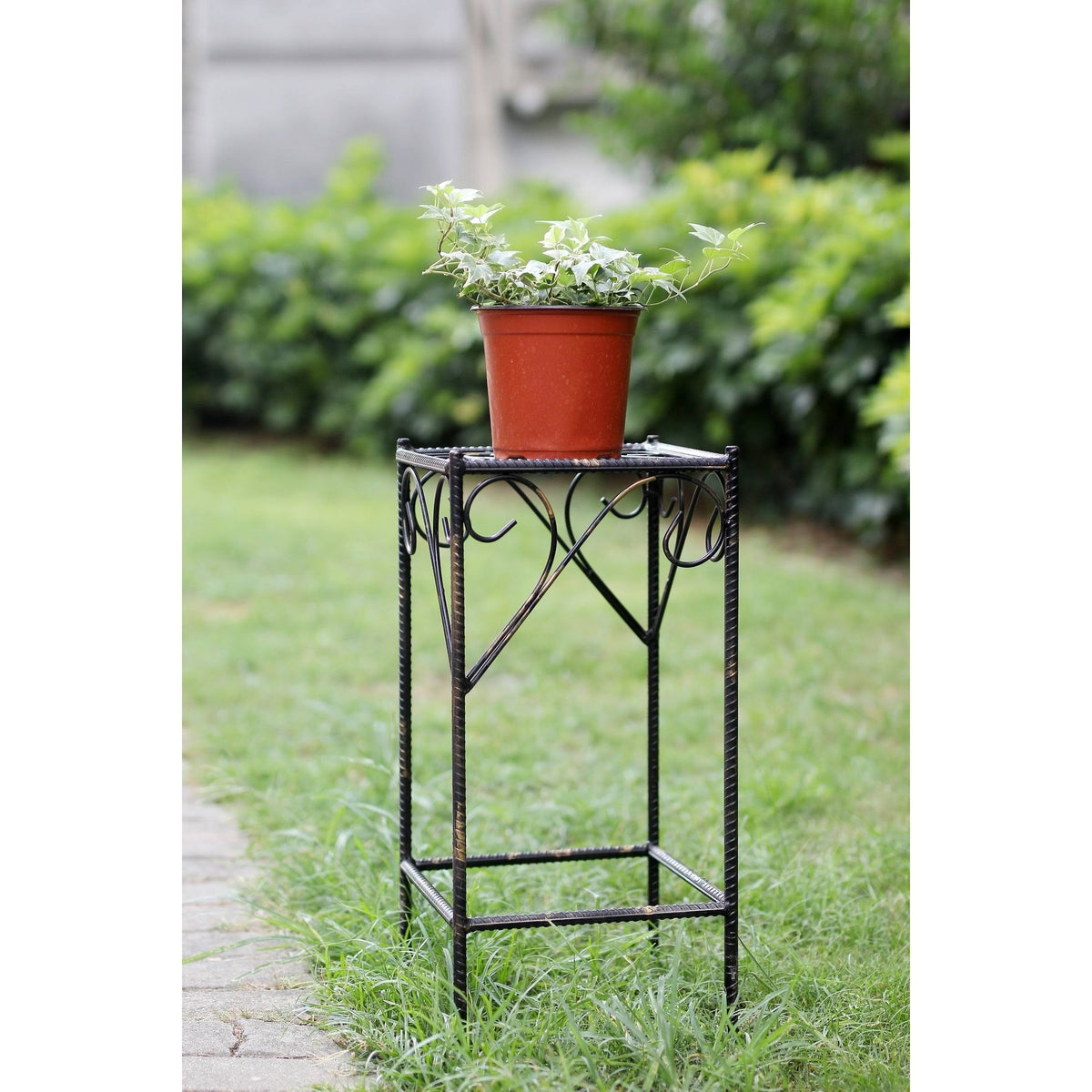 Medium Celtic Clover Square Cast-Iron Plant Stand R8735