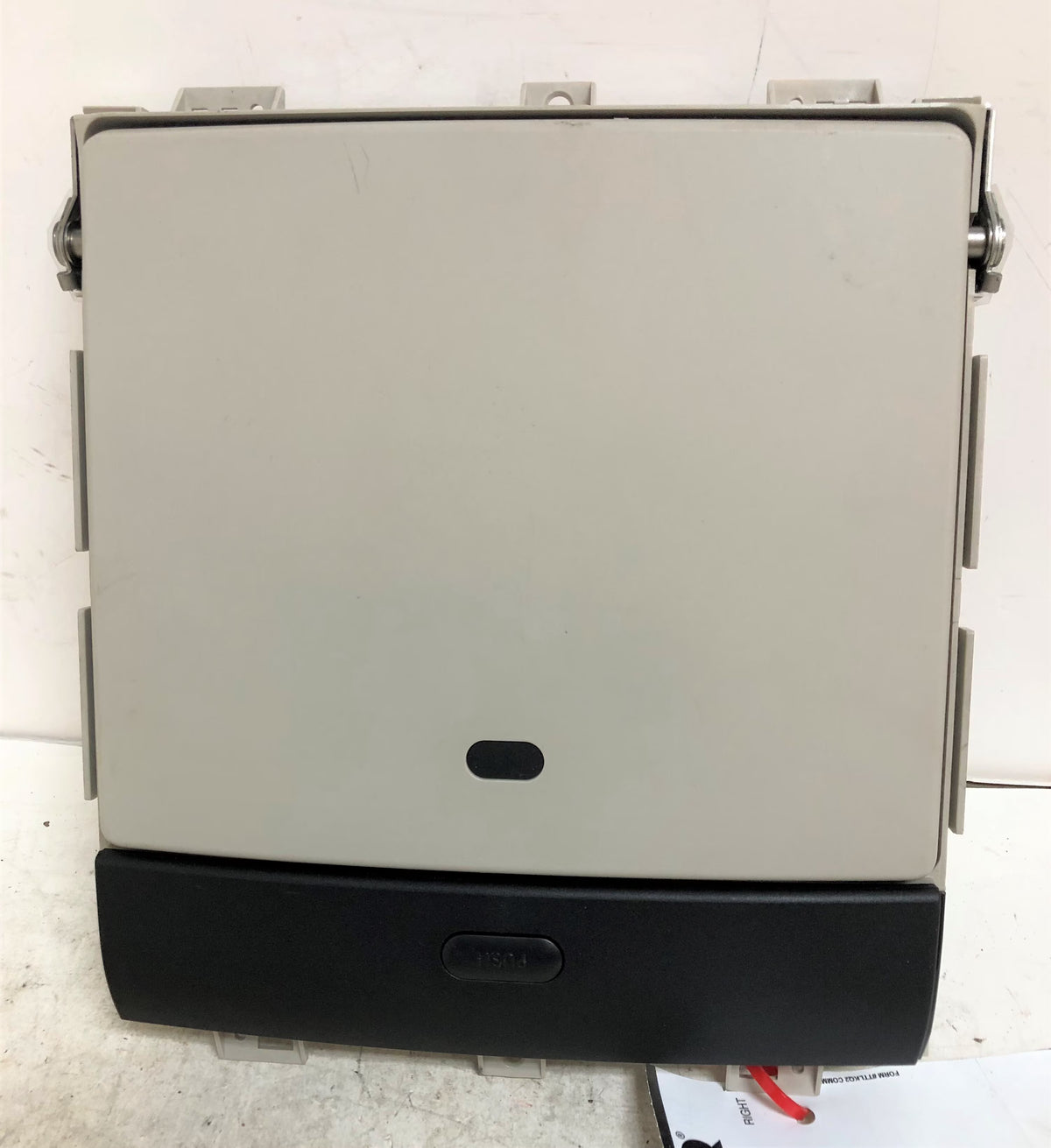 11-13 Dodge Caravan Roof Mounted Entertainment Display Screen C97292