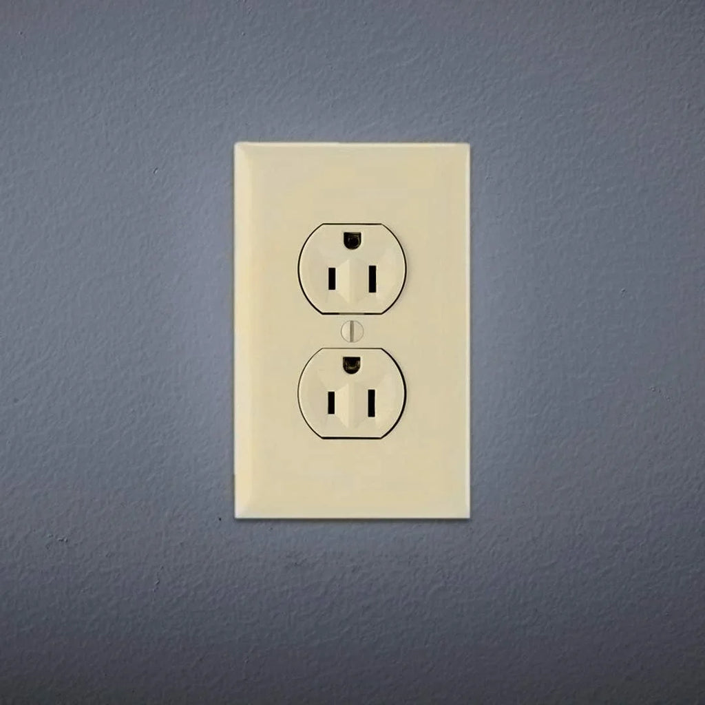 15-Amp 125-volt Construction Grade Duplex Receptacle, Ivory P57645
