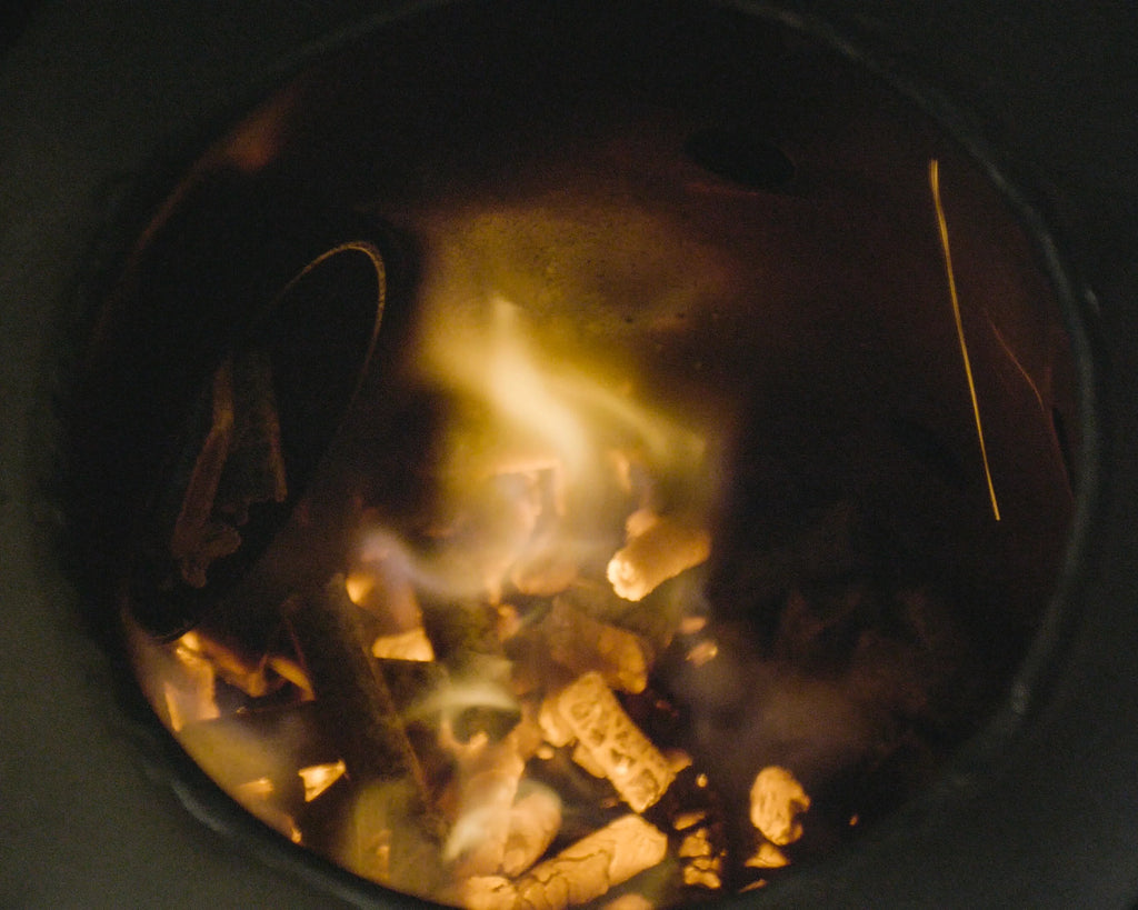 Charcoal Hickory Pellet Blend I1366
