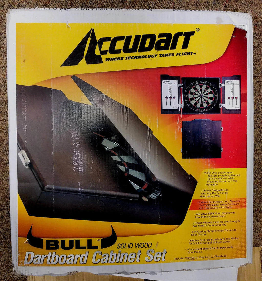 Dartboard Cabinet and Set R822
