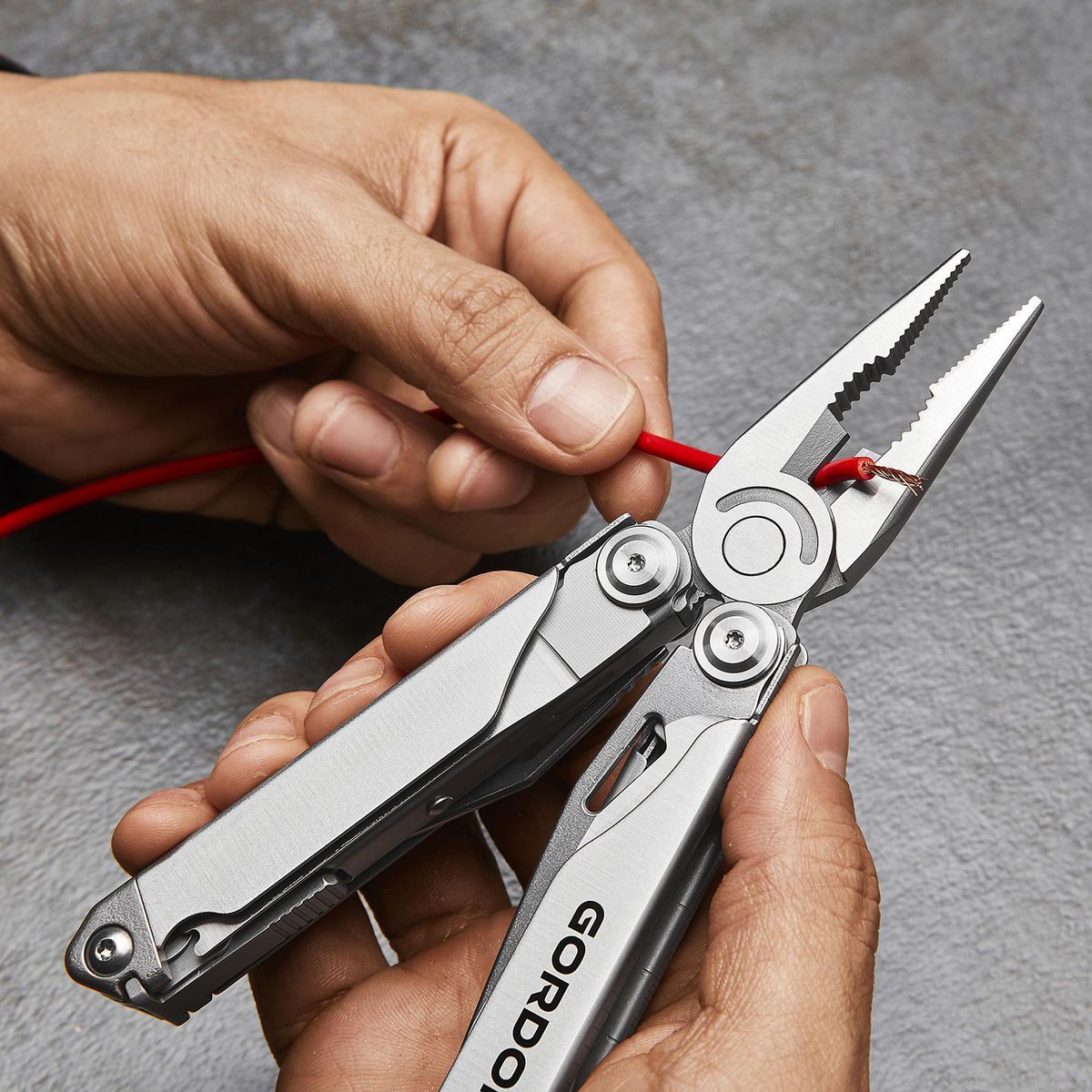 20-in-1 Multi-Tool Z492