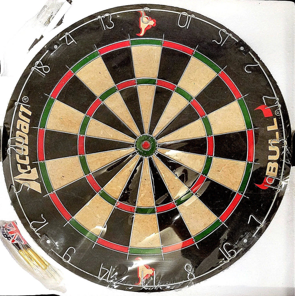 Dartboard Cabinet and Set R822