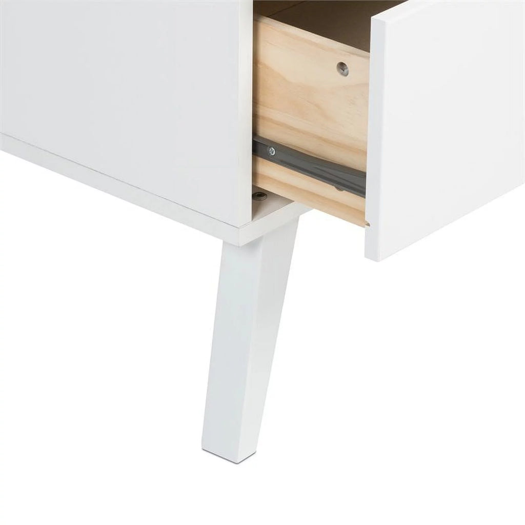 White 2 Nightstands and 7-Drawer Dresser 3-Piece Set G640520