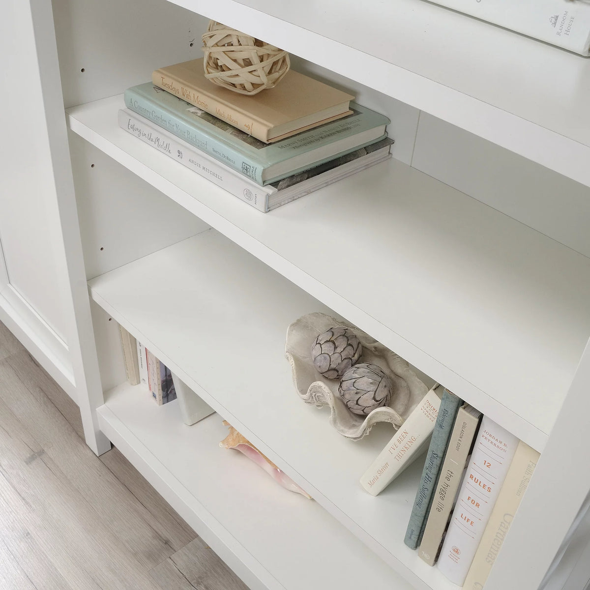 Soft White Storage Console TV Stand C890