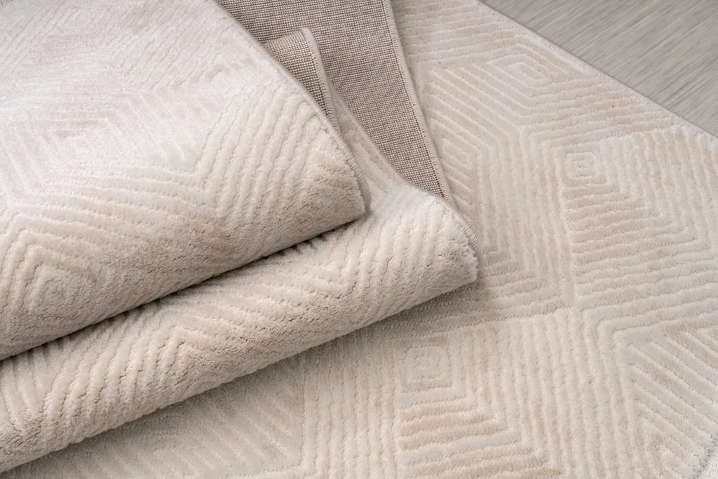 Cream 8x10 Geometric Pattern Indoor Area Rug I56773