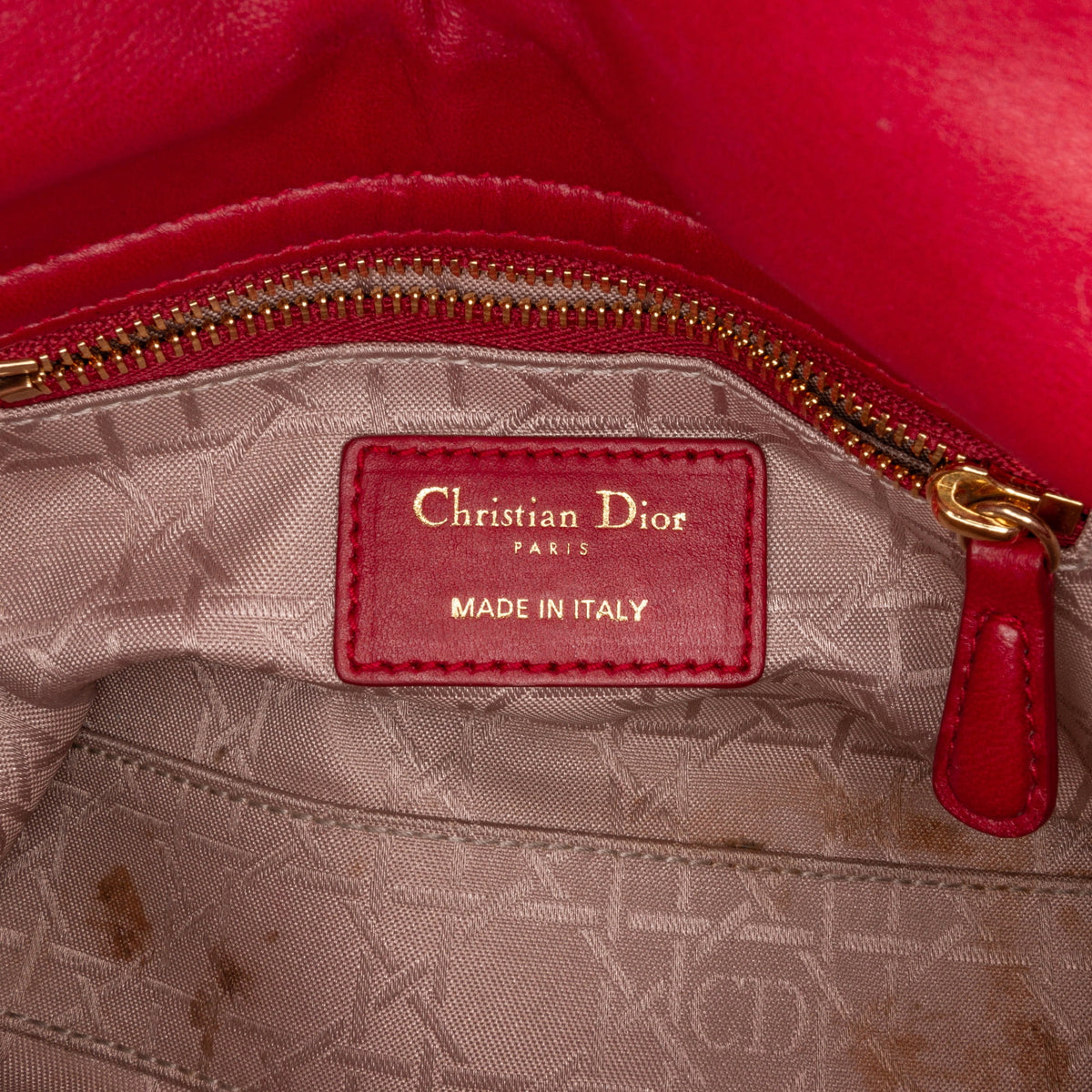 Pre-Owned Red Lambskin Leather Satchel D40657